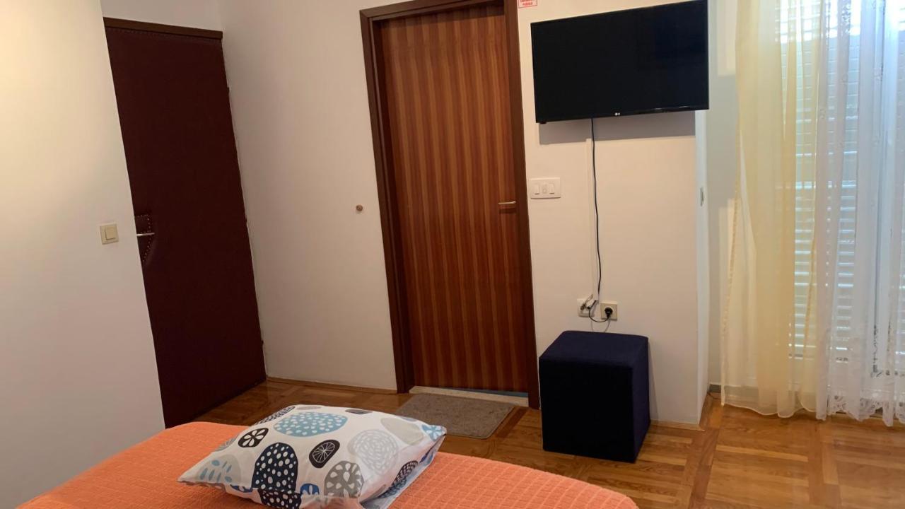 Studio Apartment And Rooms Adria Водице Экстерьер фото