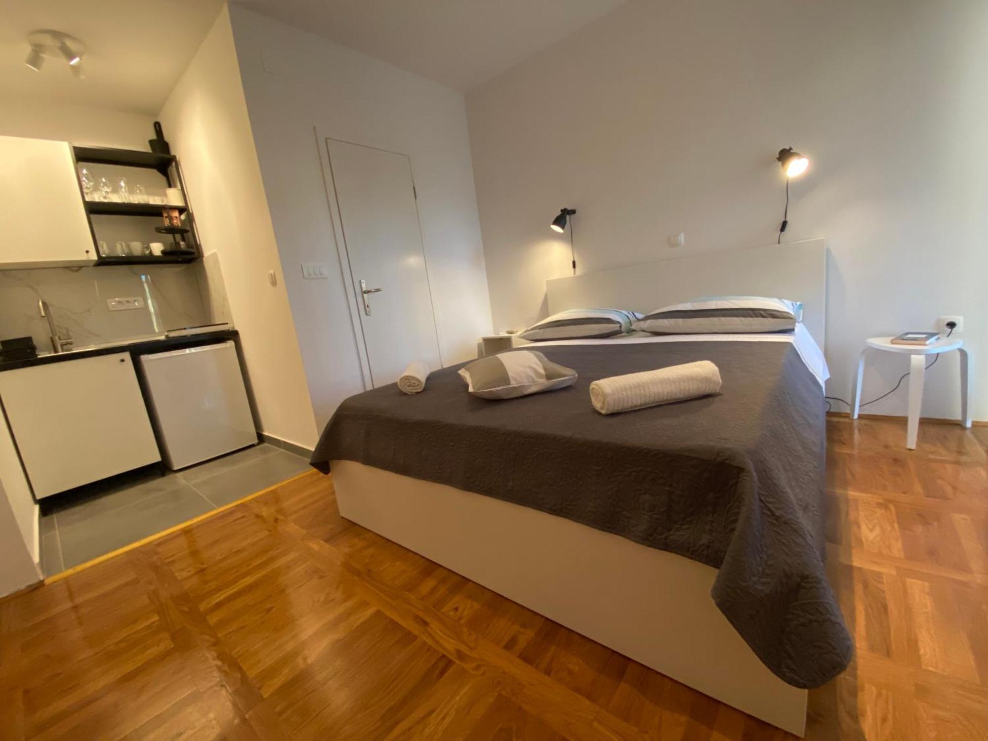 Studio Apartment And Rooms Adria Водице Экстерьер фото