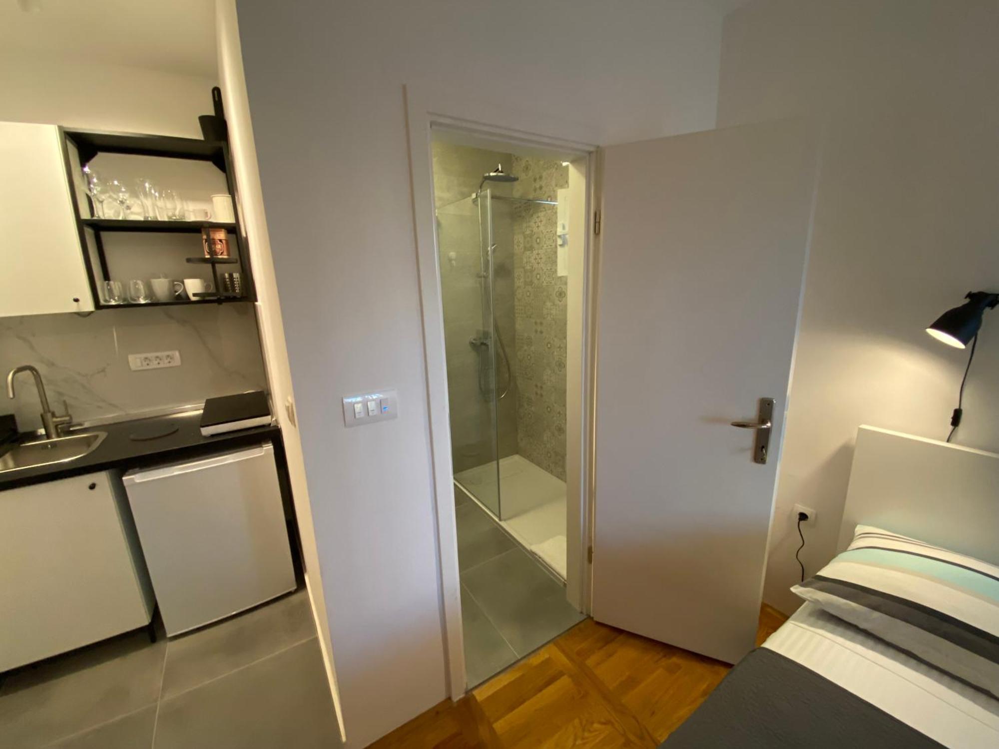 Studio Apartment And Rooms Adria Водице Экстерьер фото