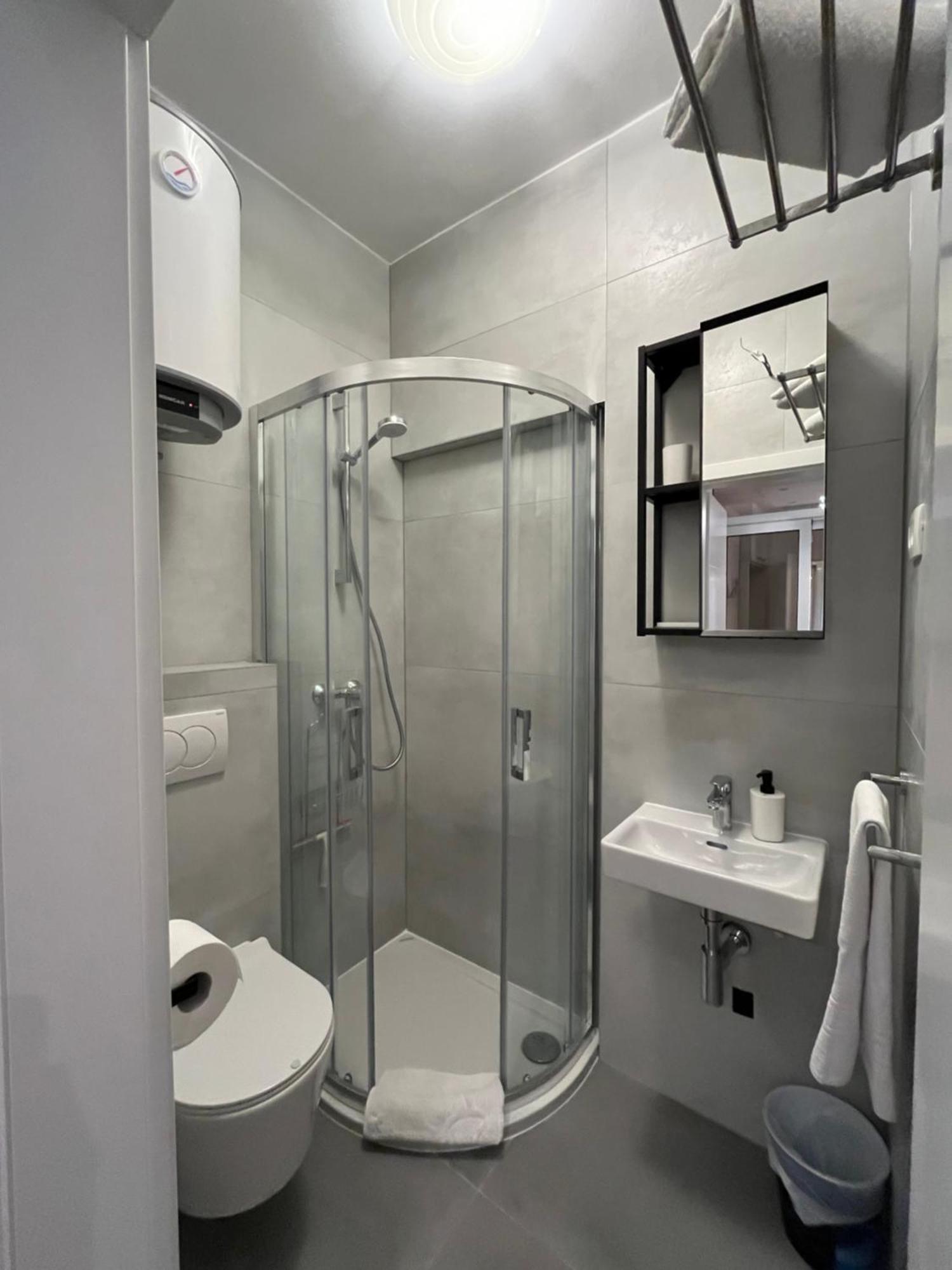 Studio Apartment And Rooms Adria Водице Экстерьер фото