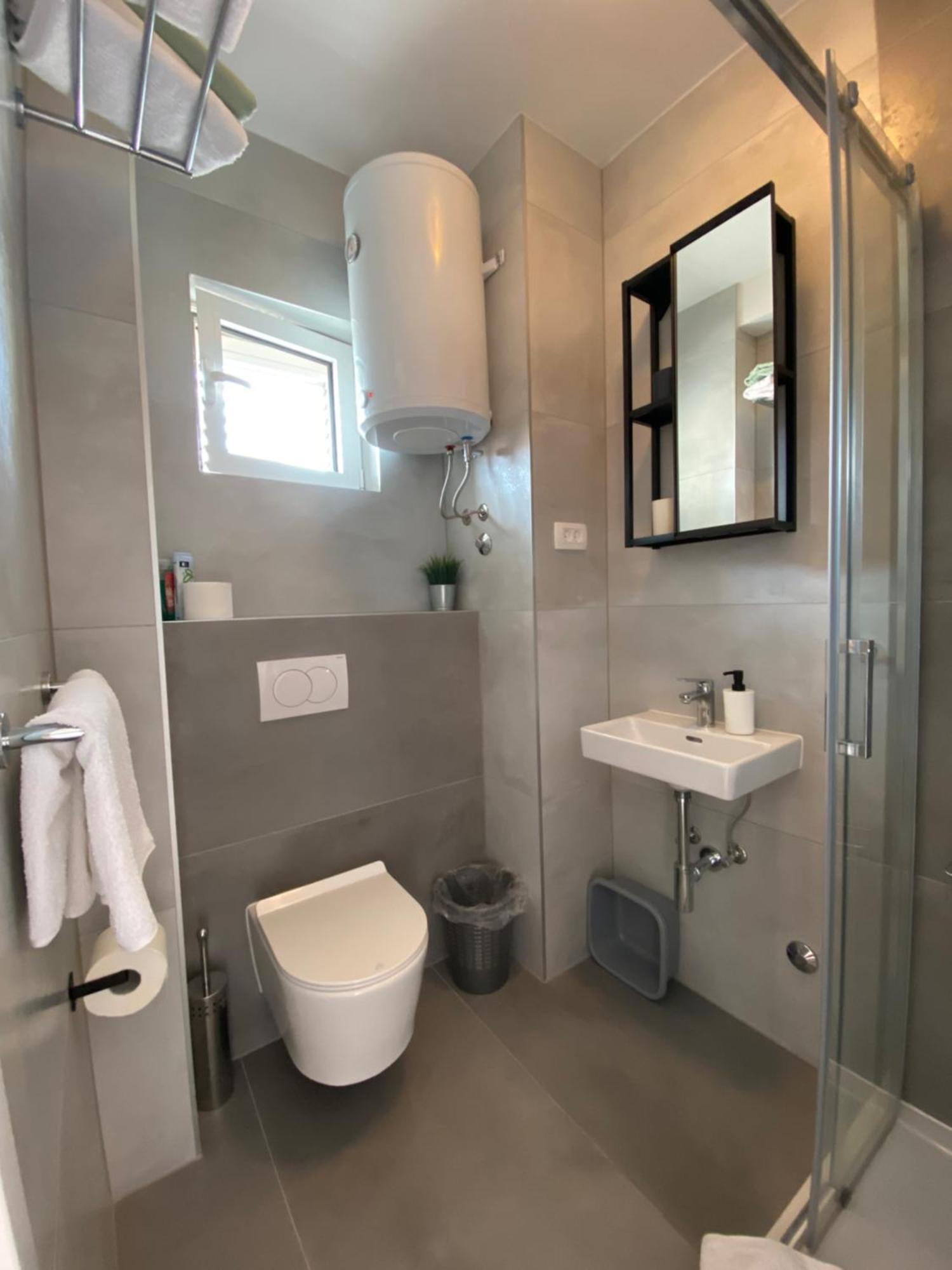 Studio Apartment And Rooms Adria Водице Экстерьер фото