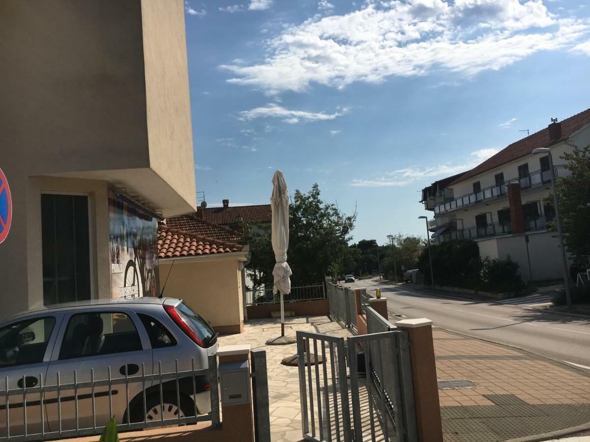Studio Apartment And Rooms Adria Водице Экстерьер фото