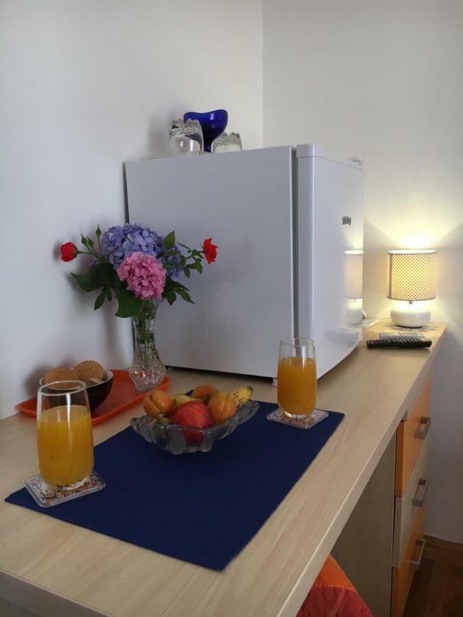 Studio Apartment And Rooms Adria Водице Экстерьер фото