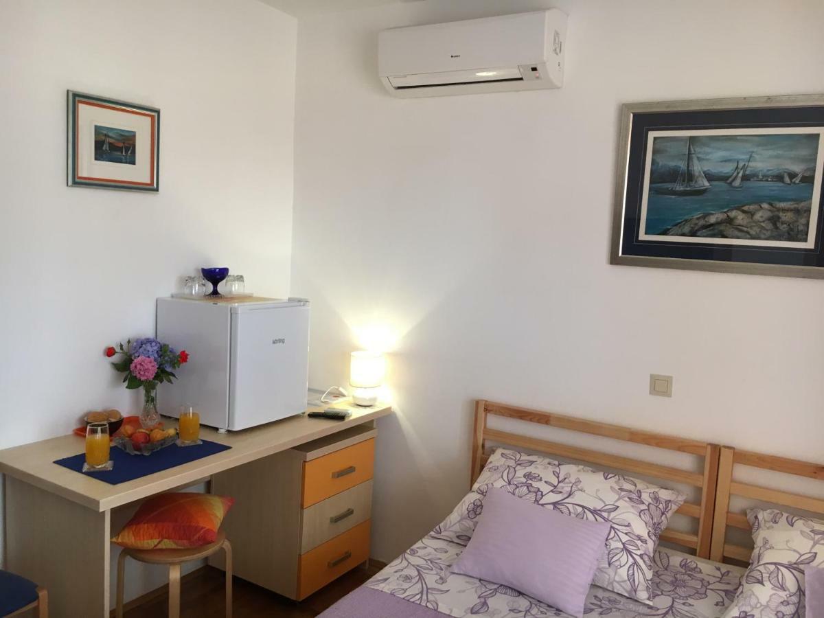 Studio Apartment And Rooms Adria Водице Экстерьер фото